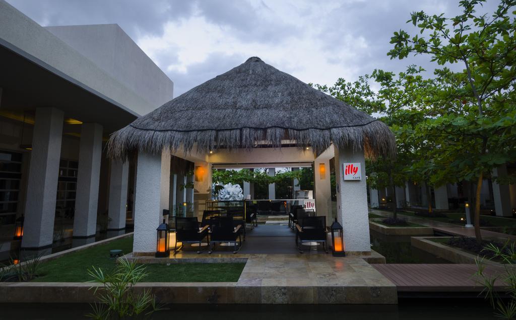 Royal Service At Paradisus La Perla (Adults Only) プレヤデルカーメン エクステリア 写真