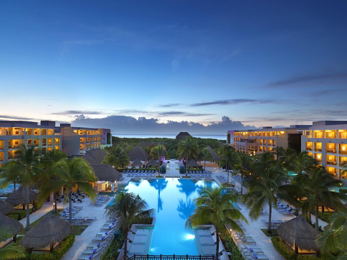 Royal Service At Paradisus La Perla (Adults Only) プレヤデルカーメン エクステリア 写真