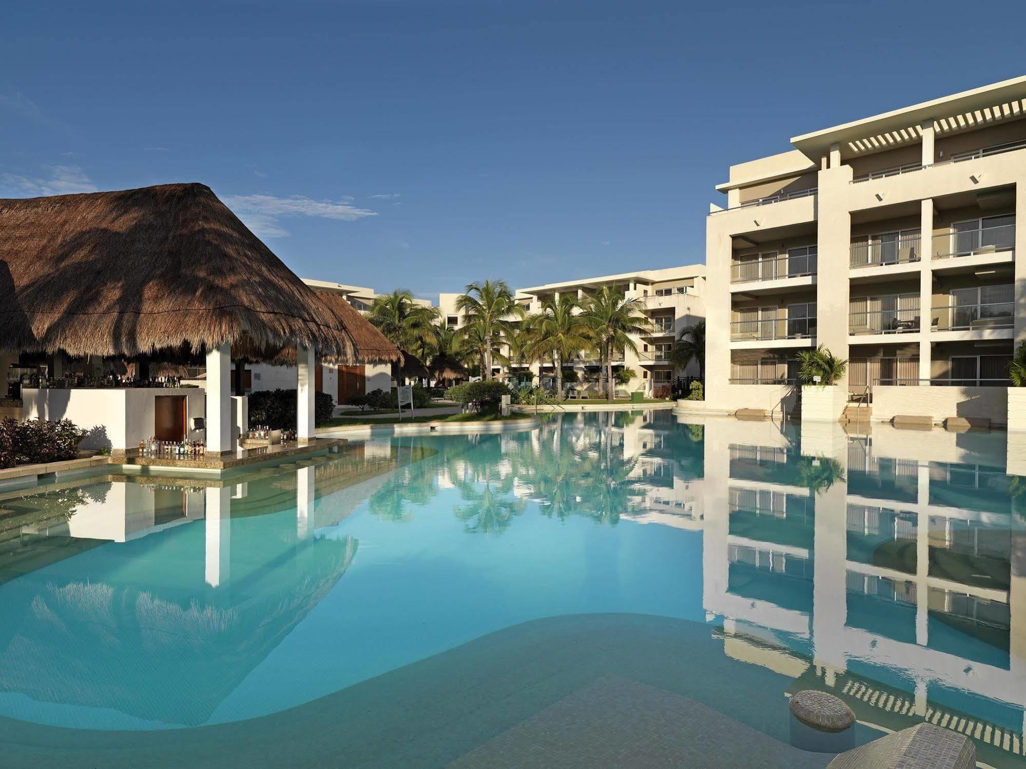 Royal Service At Paradisus La Perla (Adults Only) プレヤデルカーメン エクステリア 写真